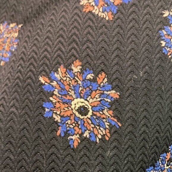 CLUB Monaco Wool Silk Camissa Skirt - Picture 6 of 10